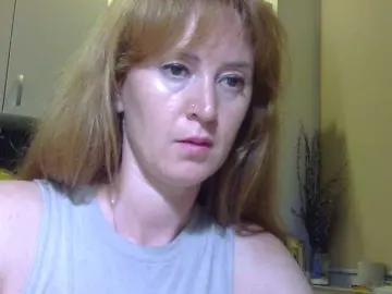 ErnaBernice  live sex cam