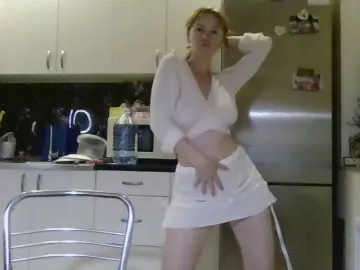 ErnaBernice  live sex cam