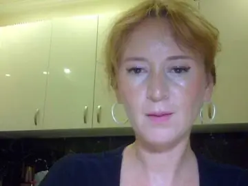 ErnaBernice  live sex cam