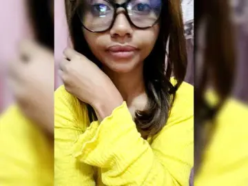 Faourymym  live sex cam