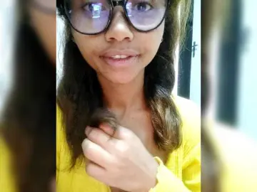 Faourymym  live sex cam