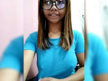 Faourymym  live sex cam