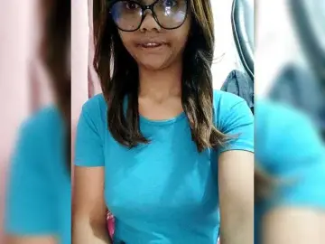 Faourymym  live sex cam