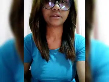 Faourymym  live sex cam