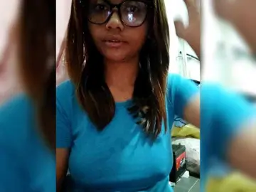 Faourymym  live sex cam