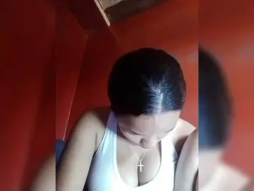 Vaninah  live sex cam