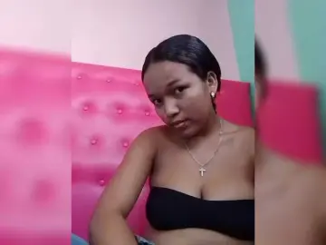 Vaninah  live sex cam