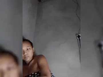 Vaninah  live sex cam