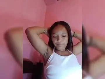 Vaninah  live sex cam