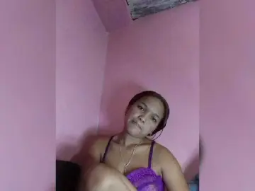 Vaninah  live sex cam