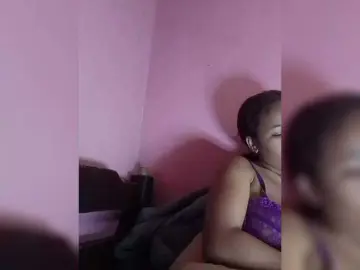 Vaninah  live sex cam