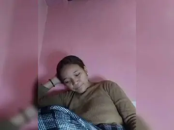 Vaninah  live sex cam