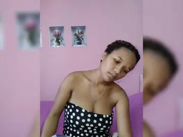 Vaninah  live sex cam