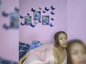 Vaninah  live sex cam