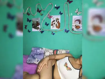 Vaninah  live sex cam