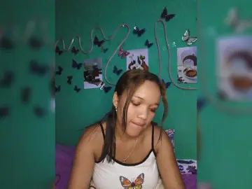 Vaninah  live sex cam