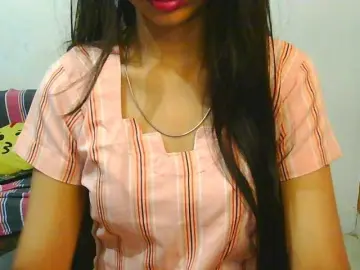 Yashika  live sex cam
