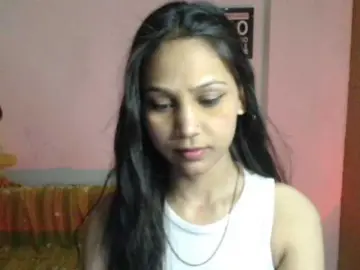 Yashika  live sex cam