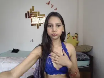 Yashika  live sex cam