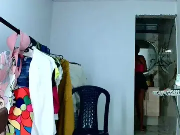 Aisha5  live sex cam