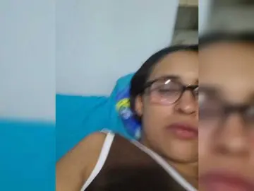 Aisha5  live sex cam