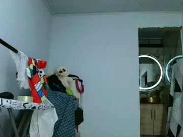 Aisha5  live sex cam