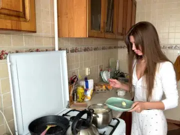 BlondellFriot  live sex cam