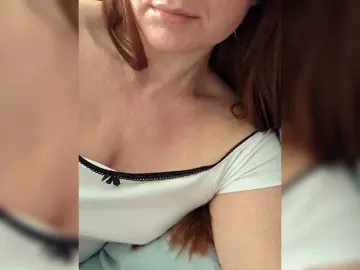 Fox-sexi  live sex cam