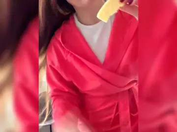 Fox-sexi  live sex cam