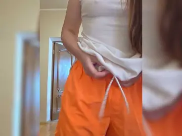 Fox-sexi  live sex cam