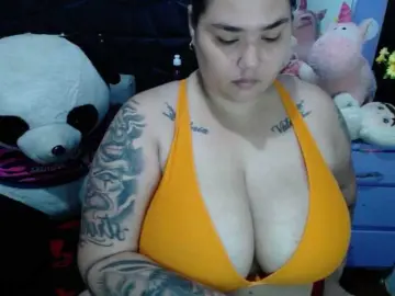 GabiBigBoobs  live sex cam