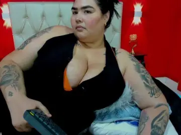 GabiBigBoobs  live sex cam
