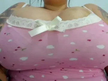 GabiBigBoobs  live sex cam