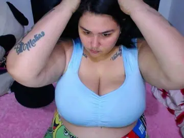 GabiBigBoobs  live sex cam