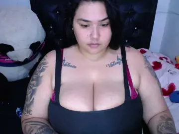 GabiBigBoobs  live sex cam