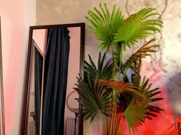 IrisMiley  live sex cam