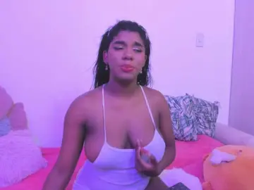 KendraChavezz1  live sex cam