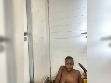 Miss-Coco  live sex cam