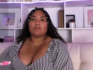 Nykhori  live sex cam