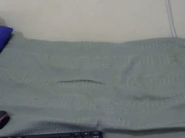 Slimpussyy  live sex cam