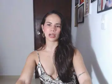 Amarantasweet  live sex cam