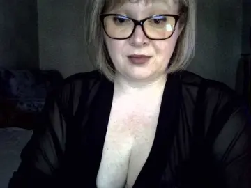 Amira65  live sex cam