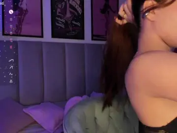 Aphrir  live sex cam