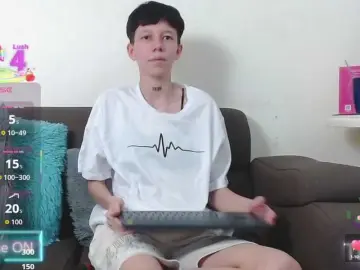 LiamBrown09  live sex cam