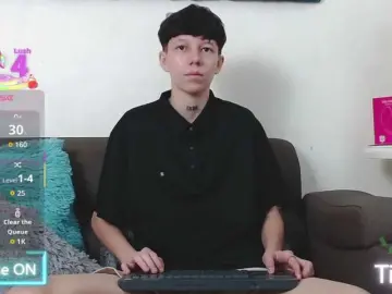 LiamBrown09  live sex cam