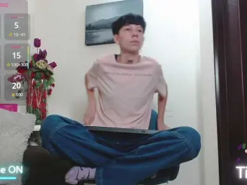 LiamBrown09  live sex cam