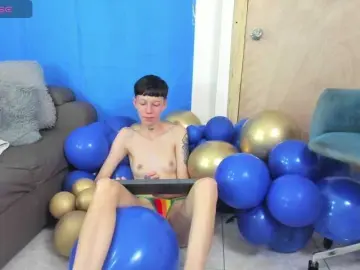 LiamBrown09  live sex cam