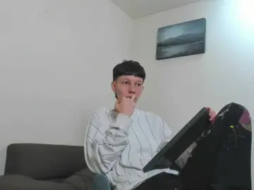 LiamBrown09  live sex cam