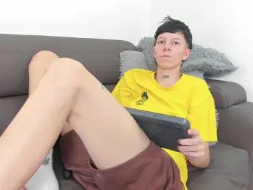 LiamBrown09  live sex cam