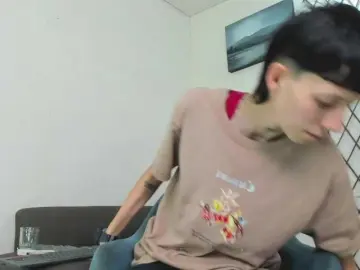 LiamBrown09  live sex cam